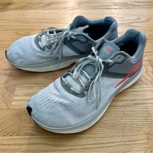 Nearly New Altra Women's Gray Running Shoes • Sz 10